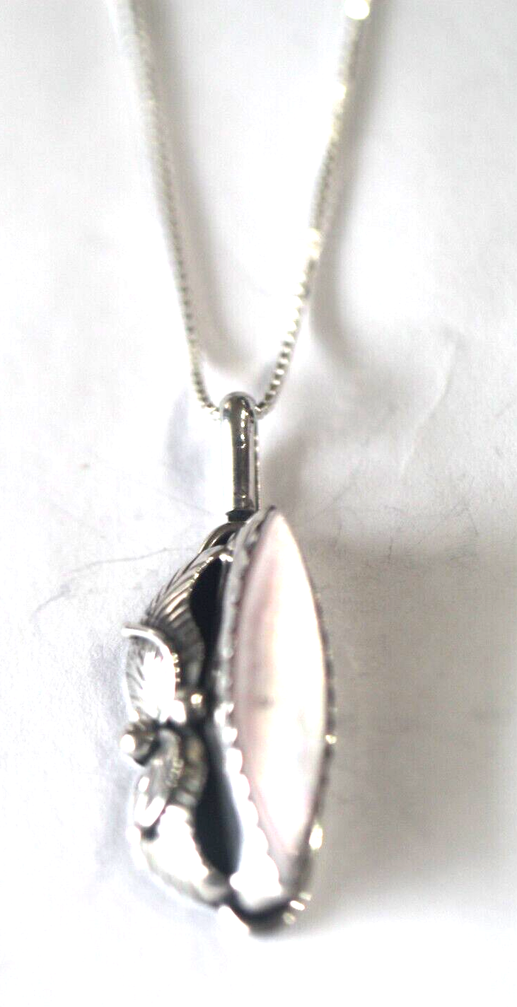 *VINTAGE*  Native American Pink Chalcedony Sterling Silver Pendant w/18" Chain