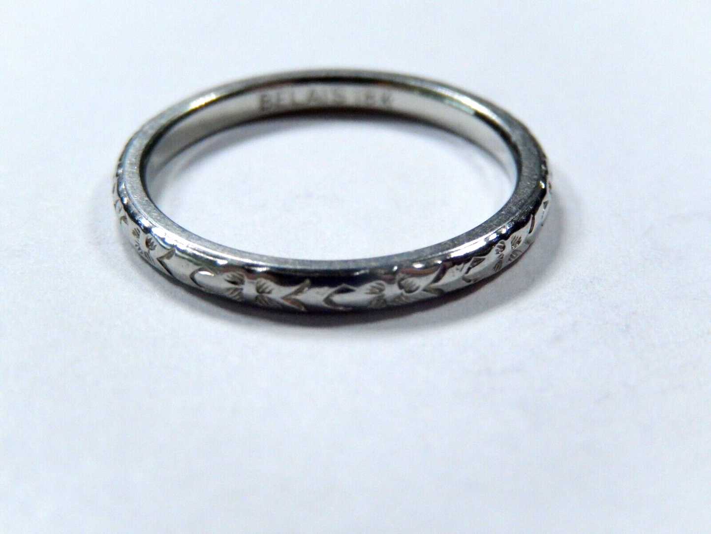 *VINTAGE*  Art Deco Etched Eternity 2mm Wedding Band 18K White Gold Ring Sz 6