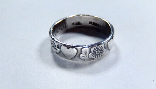 Vintage Mexico Taxco Heart Eternity Sterling Silver 6 mm Band Ring Sz 8