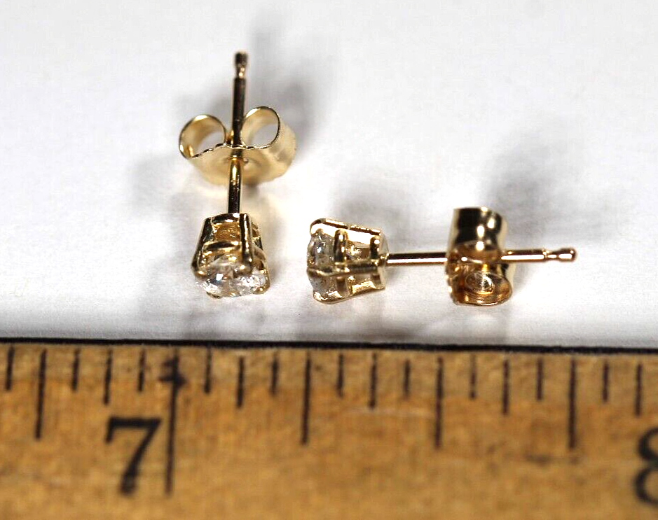 New!! Solid 14KYellow Gold .31 CT TW Natural Diamond SI-1 / J-K Stud Earrings