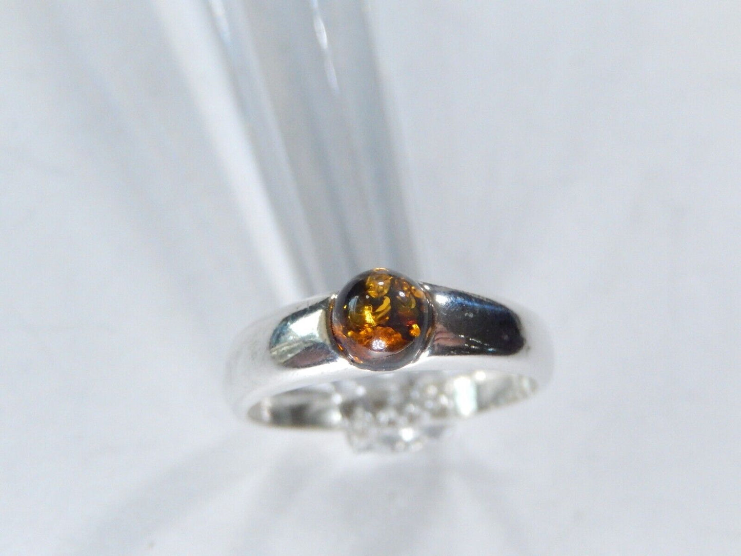 *VINTAGE* 925 Sterling Silver Golden Natural Amber Solitaire Ring Size 6.25