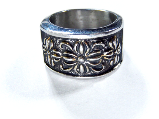 Stainless Steel 13.5 mm Wide Band  Flower Design Fashion Ring Women's Size 7