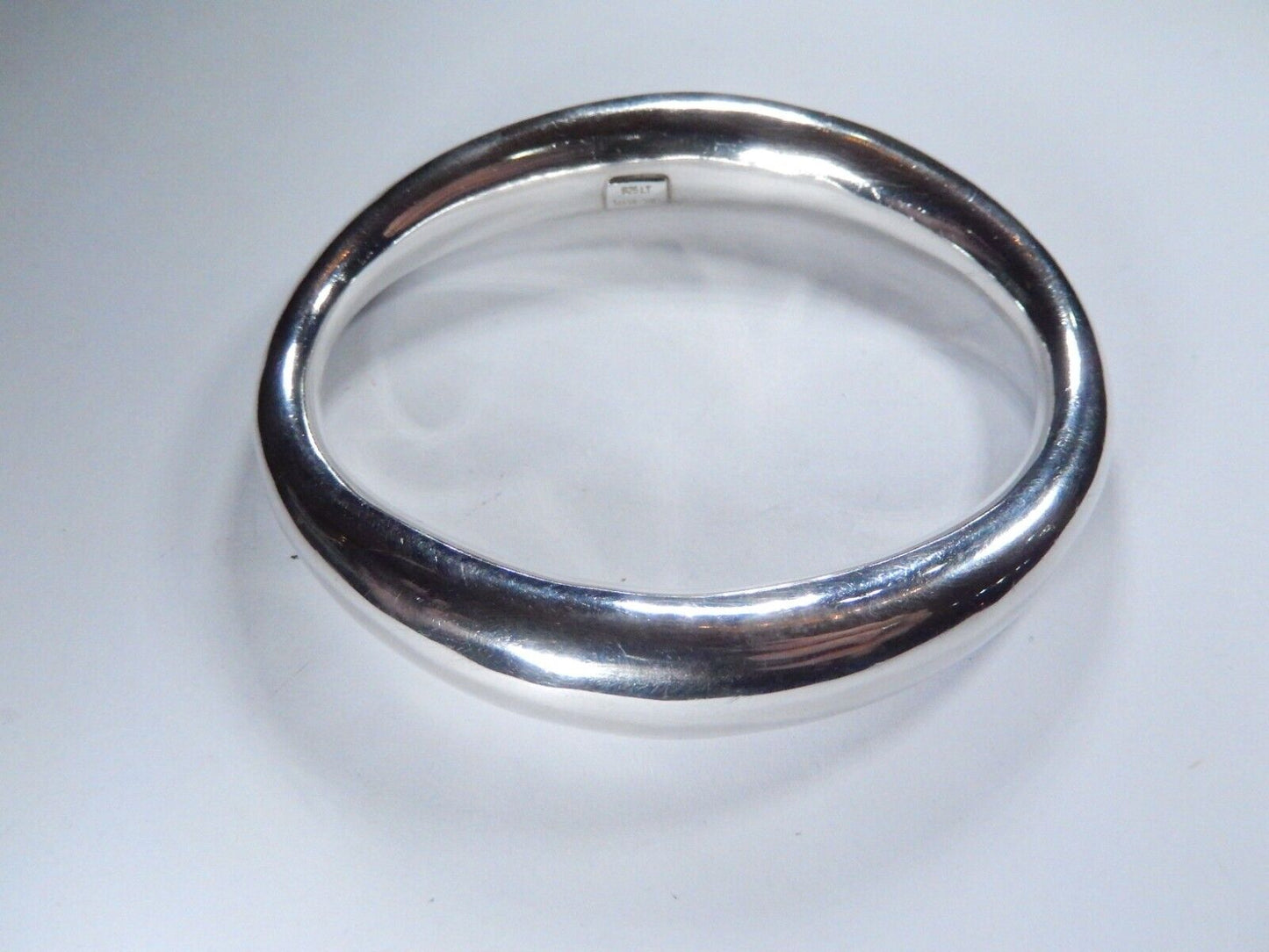 VINTAGE - Modernist Thick Oval Sterling Silver Smooth Bangle Bracelet