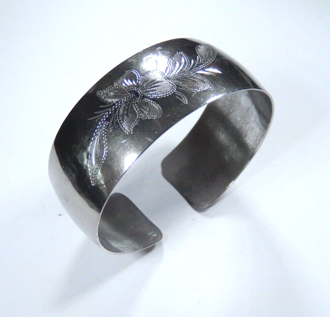 Vintage 925 Silver Etched Floral 22mm Wide 6.5 inch Cuff Bracelet - 20.6 grams