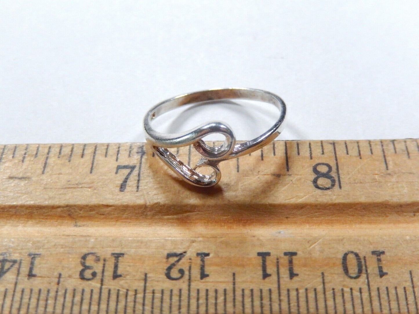 *VINTAGE*  925 STERLING SILVER OPEN SCROLL HEART RING SIZE 7.25