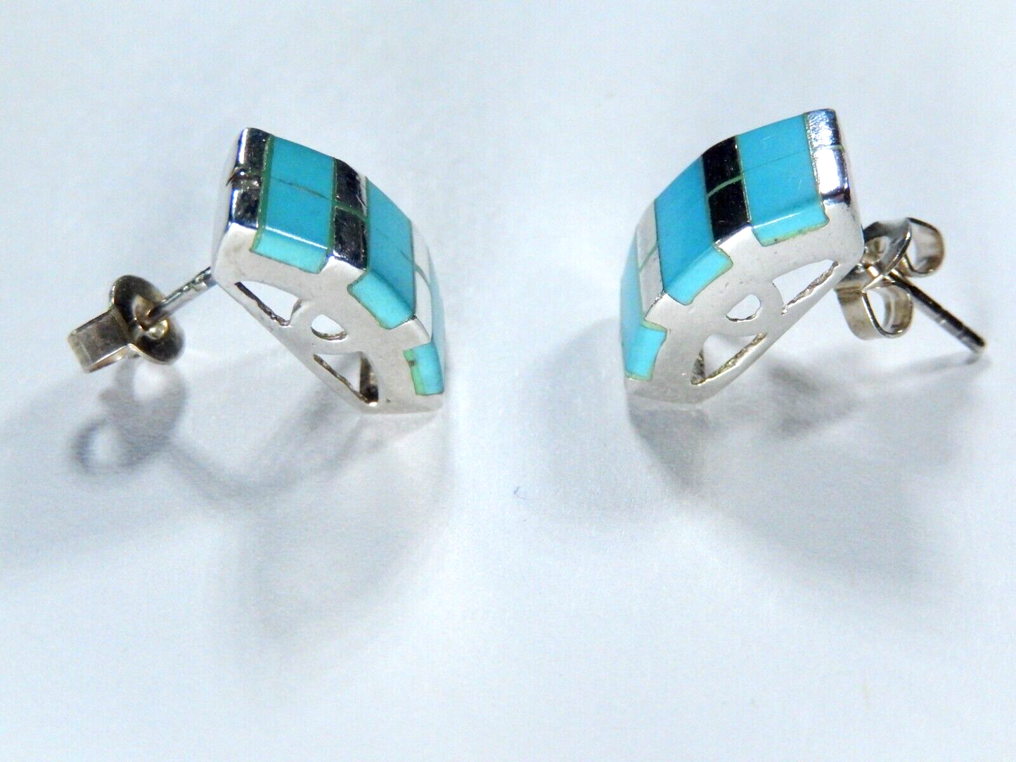 *VINTAGE* SOUTHWEST STYLE INLAY TURQUOISE POST EARRINGS