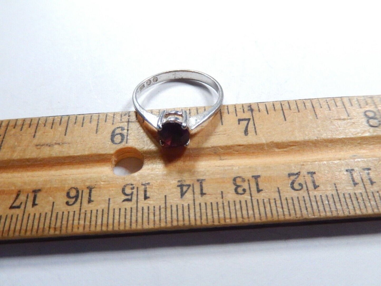 *VINTAGE* 925 Sterling Silver Amethyst Solitaire Birthstone Ring Size 7