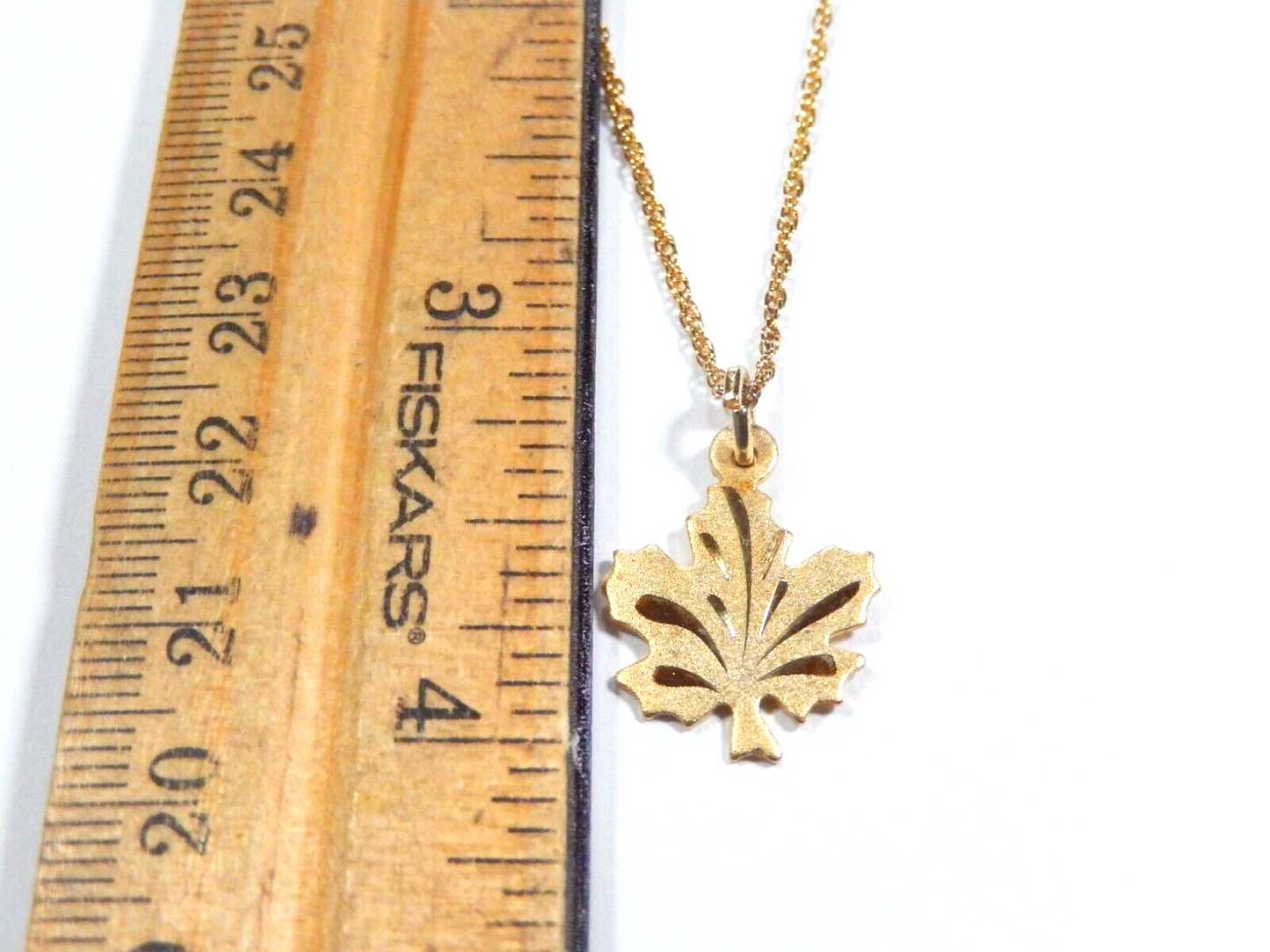Gold Vermeil 925 Maple Leaf Pendant with 18 Gold Vermeil Chain