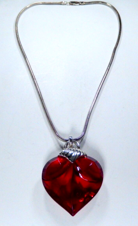 18” Sterling Silver 2.5mm Snake Chain Necklace With LG Red Glass Heart Pendant
