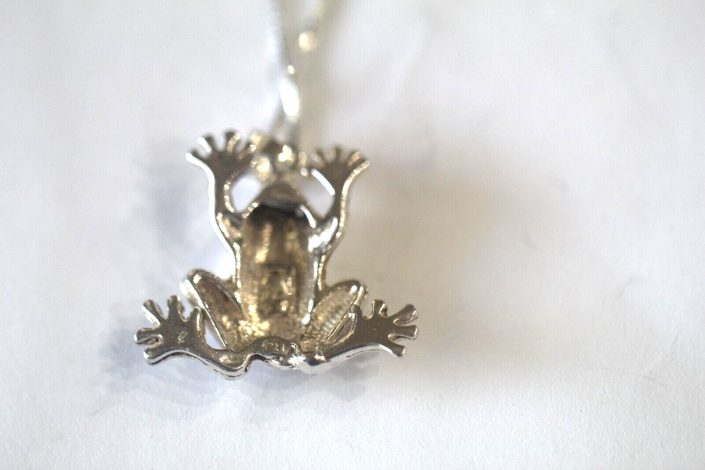 *VINTAGE*  Taxco Sterling Tree Frog Pendant - Mexico - w/18" Chain