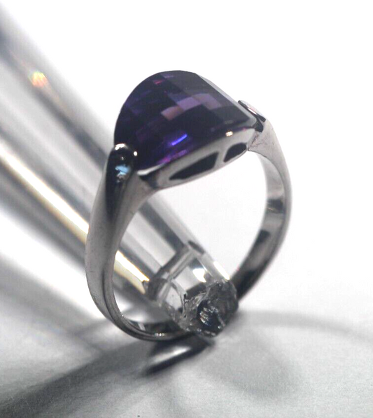 925 STERLING SILVER AND FANCY CUT AMETHYST RING SIZE 9