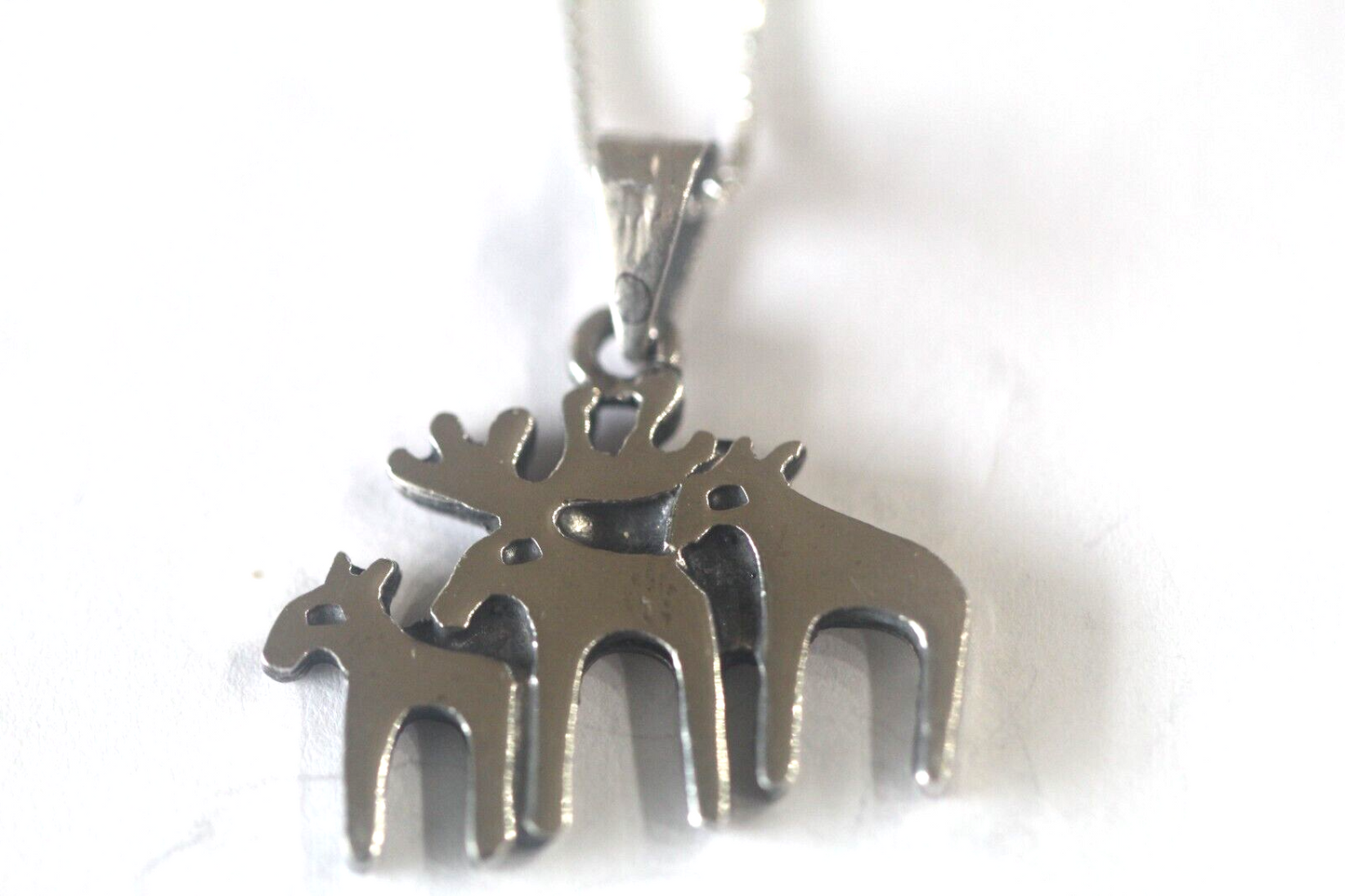 925 Sterling Silver Vintage Moose Family Pendant w/18" Sterling Box Chain