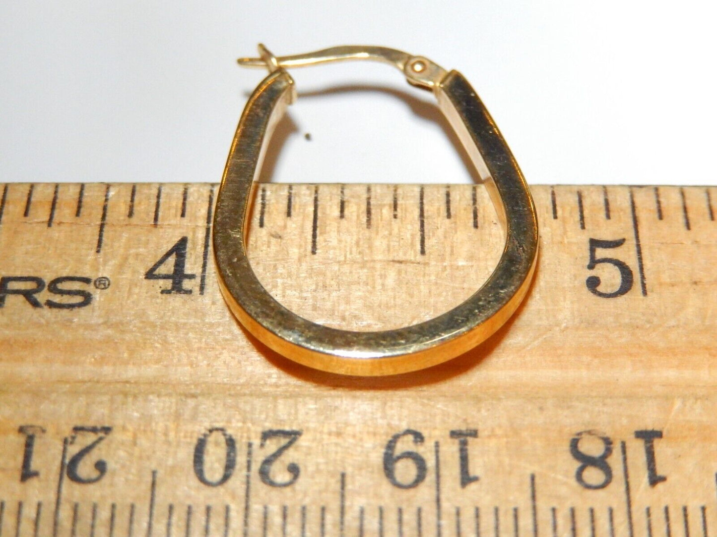*VINTAGE*   Smooth Oval Hoop Earrings REAL 14K Yellow Gold 27mm x 19mm