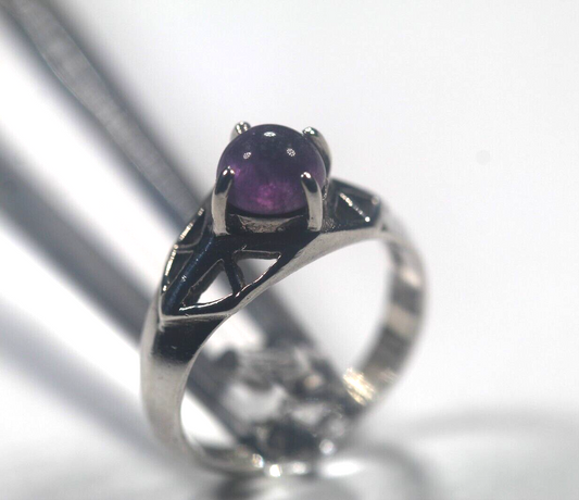 Sterling Silver Vintage Real Cabochon Amethyst Ring Size 6