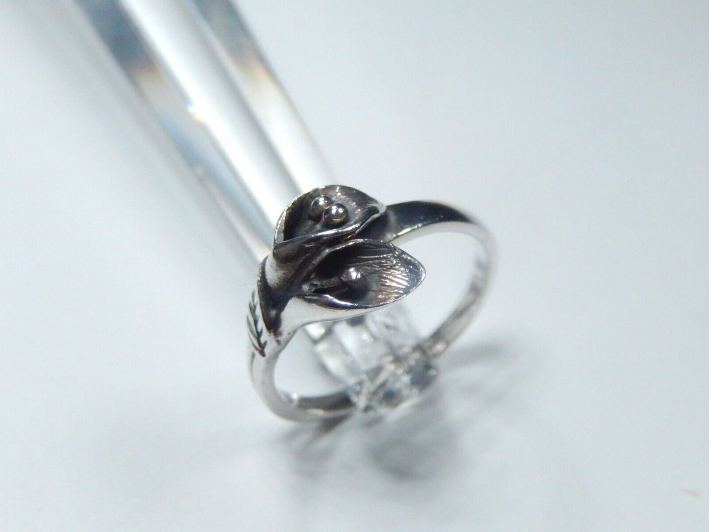 *VINTAGE* STERLING SILVER TULIP FLOWER RING SIZE 7.5