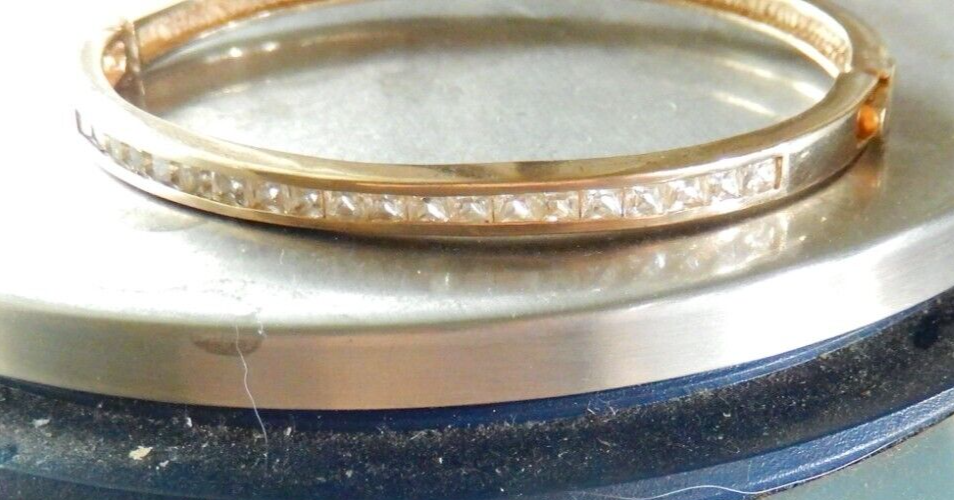 *VINTAGE*   Gold Vermeil .925 Princess Cut CZ  Hinged Bangle Bracelet - 15 Grams