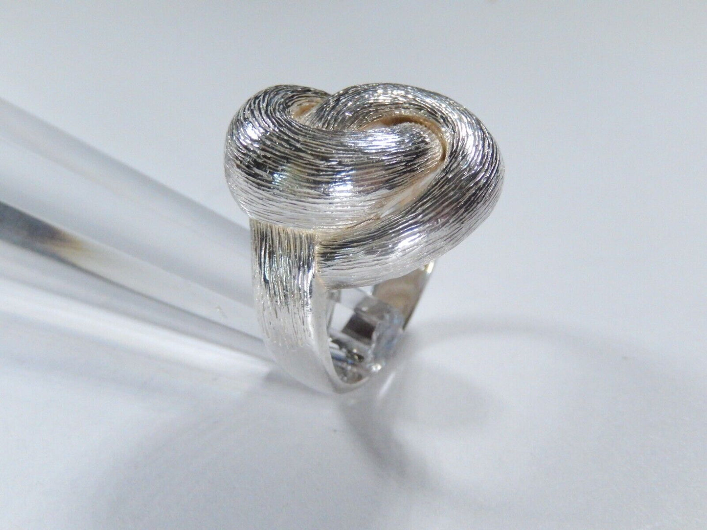 VINTAGE STERLING SILVER TWISTED TEXTURED HEAVY SWIRL RING SIZE 7