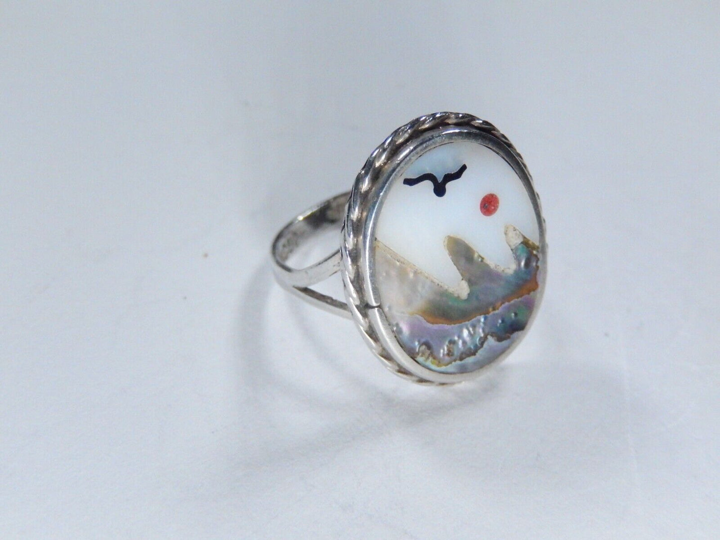 *VINTAGE*  Mexico 925 Sterling Silver Natural Abalone Outdoor Scene Ring Sz 5.5
