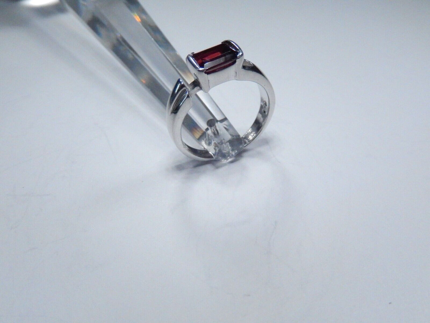 VINTAGE - Bezel Set Womens Sterling Silver 1.50 CT Garnet Solitaire Ring 7.75