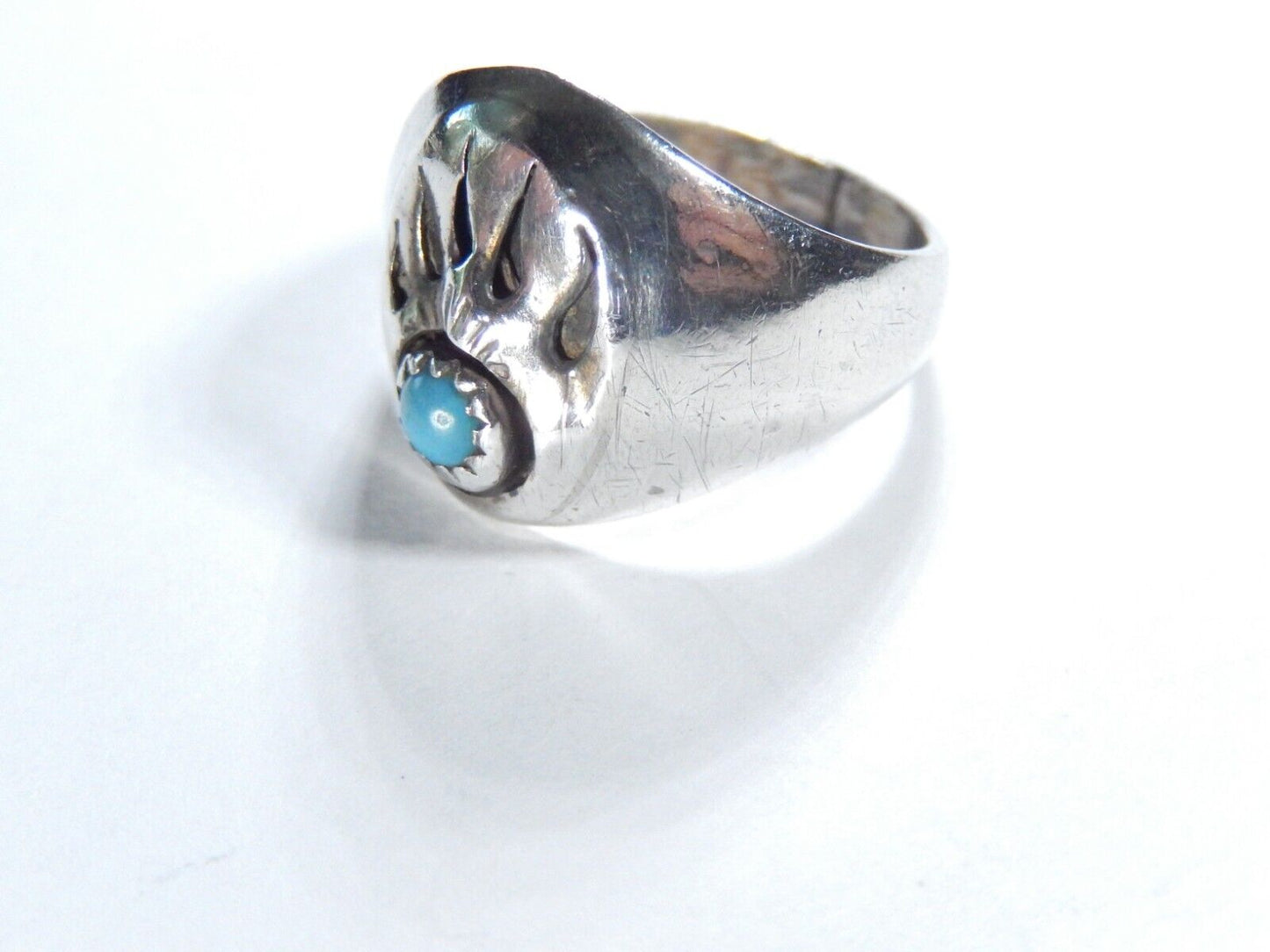 *VINTAGE* NATIVE AMERICAN SIGNED "R" STERLING SILVER TURQUOISE BEAR PAW RING 8.5