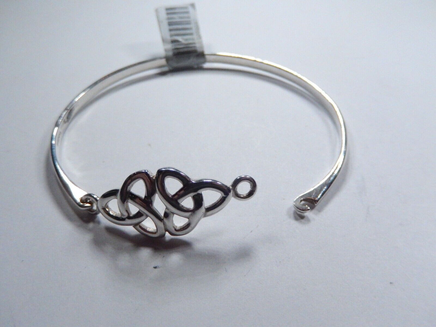 VINTAGE - STERLING SILVER HOOK ON BANGLE BRACELET FITS 6.5" - 7" WRIST
