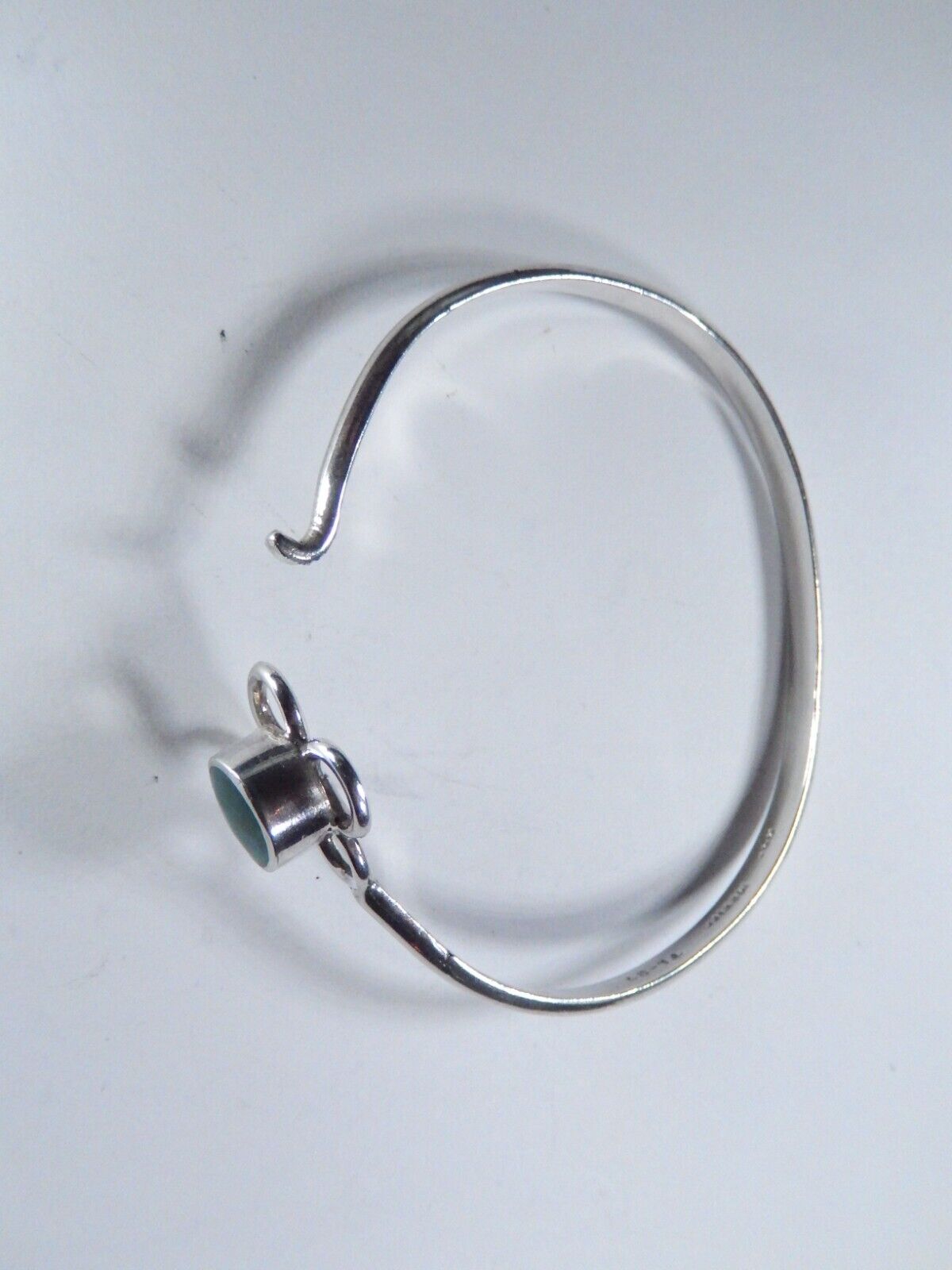 Vintage Taxco Mexico Sterling Silver Malachite Hook Clasp Bangle Bracelet