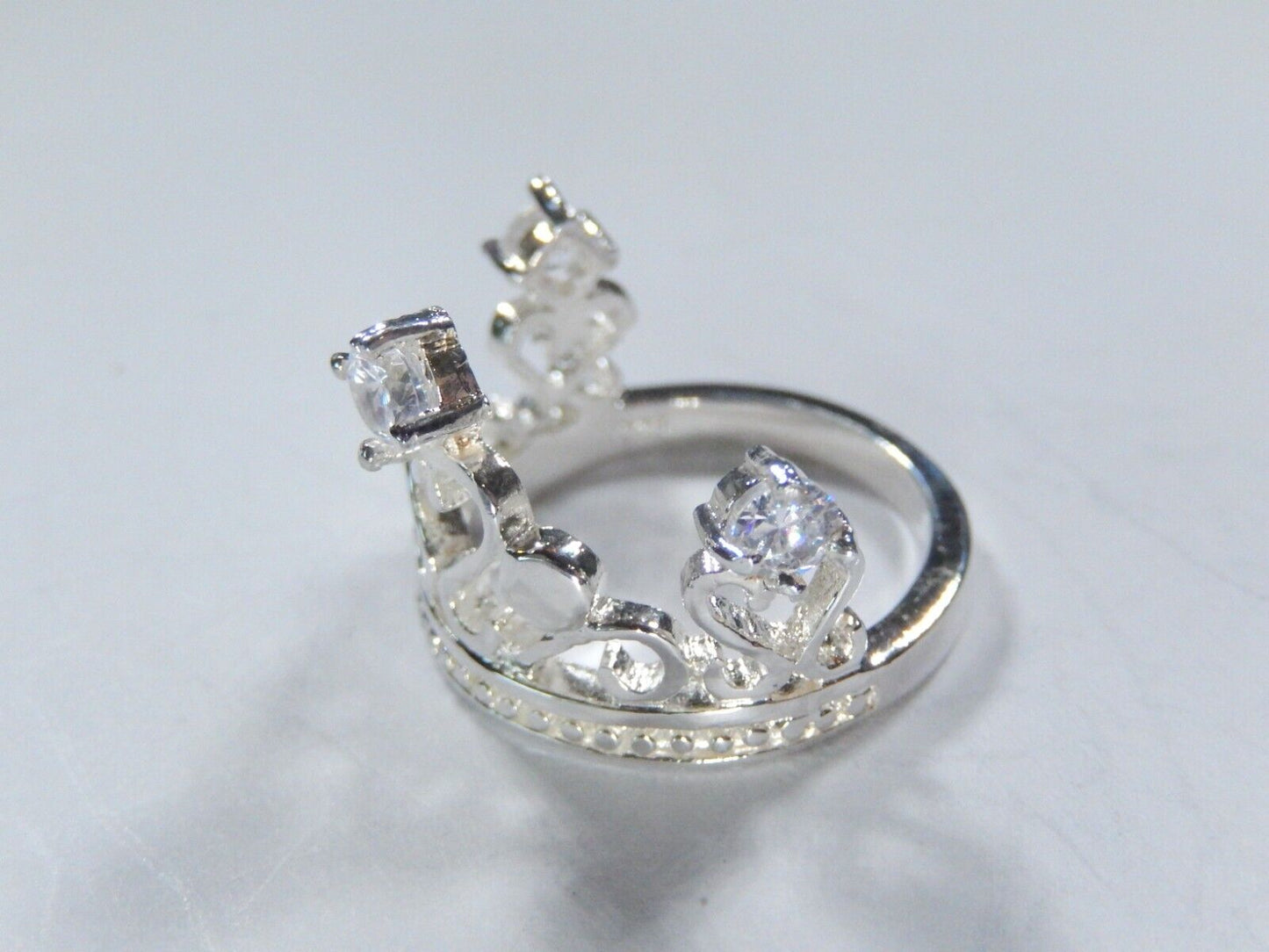 LARGE 925 Sterling Silver Three C Z Heart Crown Design Wide Ring Size 8.25