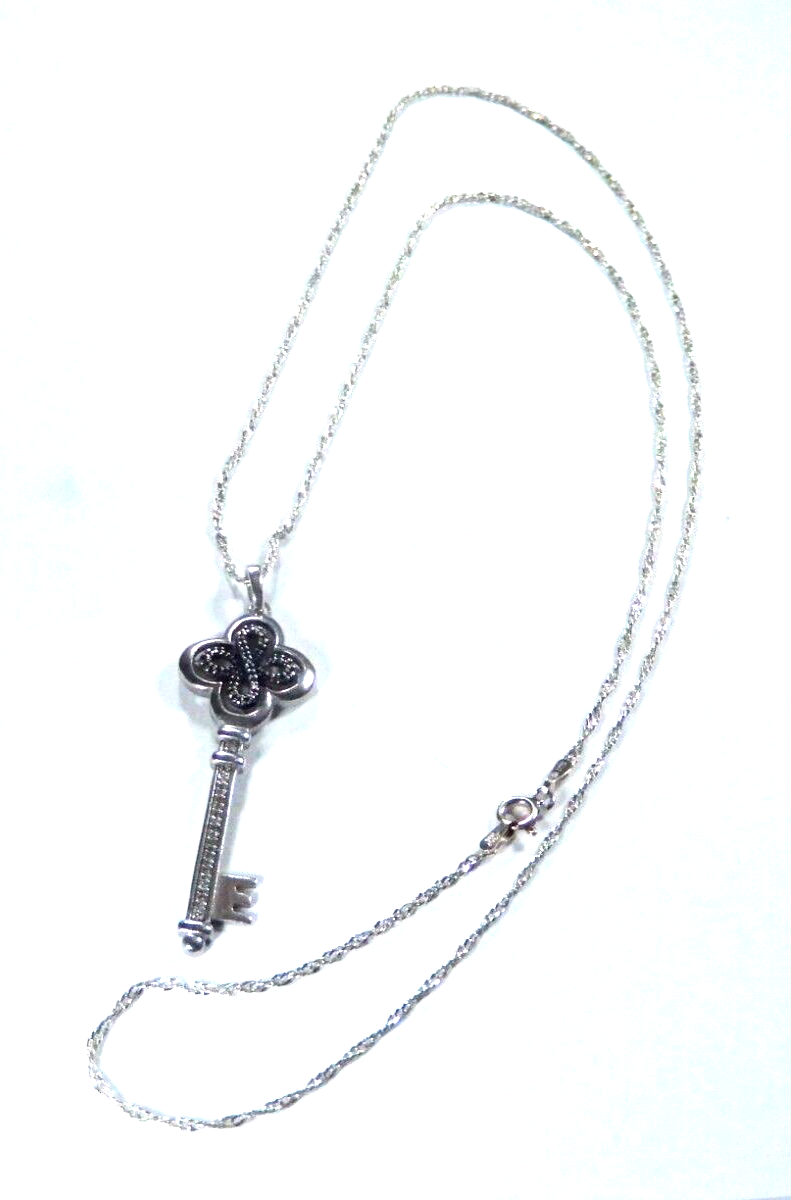 *VINTAGE*  Sterling Silver Real White & Black Diamond Key Pendant w/24" Chain