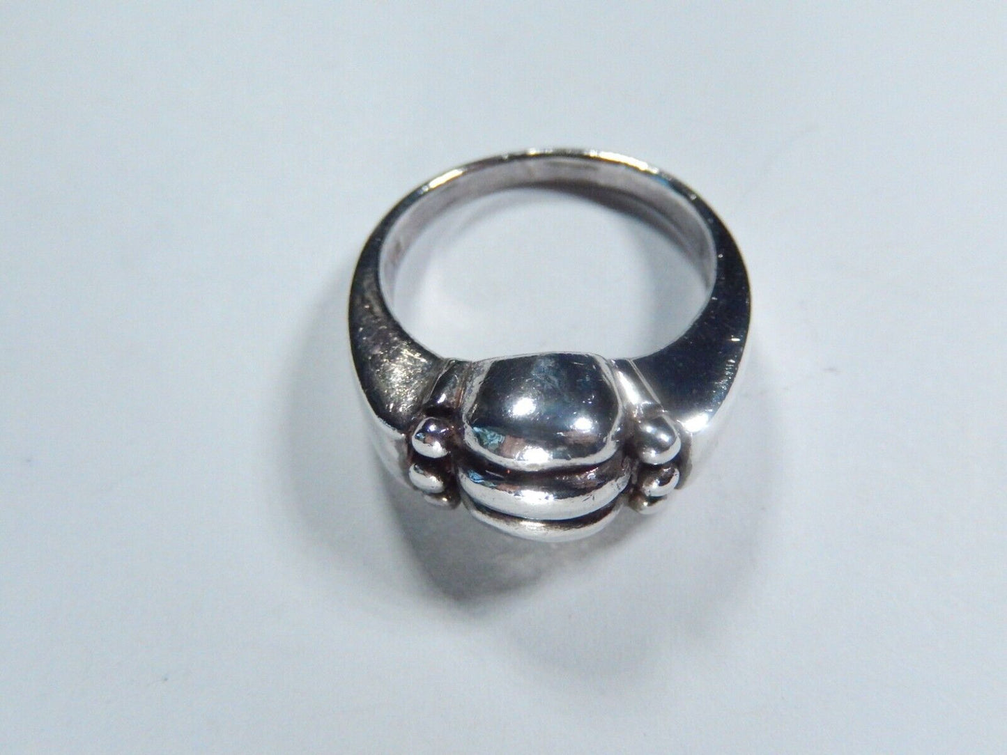 *VINTAGE* Heavy Sterling Silver Shrimp Dome Design Ring 925 Size 8