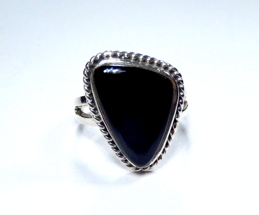 *VINTAGE*  Sterling Silver Southwest Black Onyx Ring  Sz 8.75