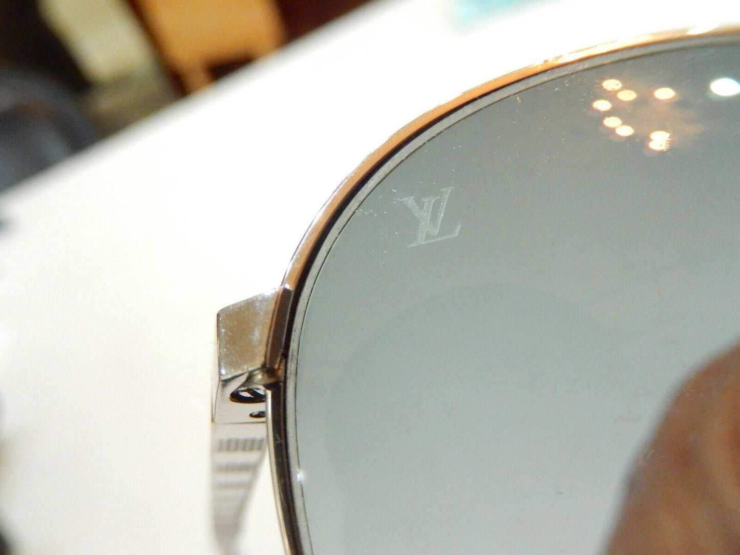 LOUIS VUITTON Z0340U  CE 6114 ATTITUDE PILOT SUNGLASSES SILVER