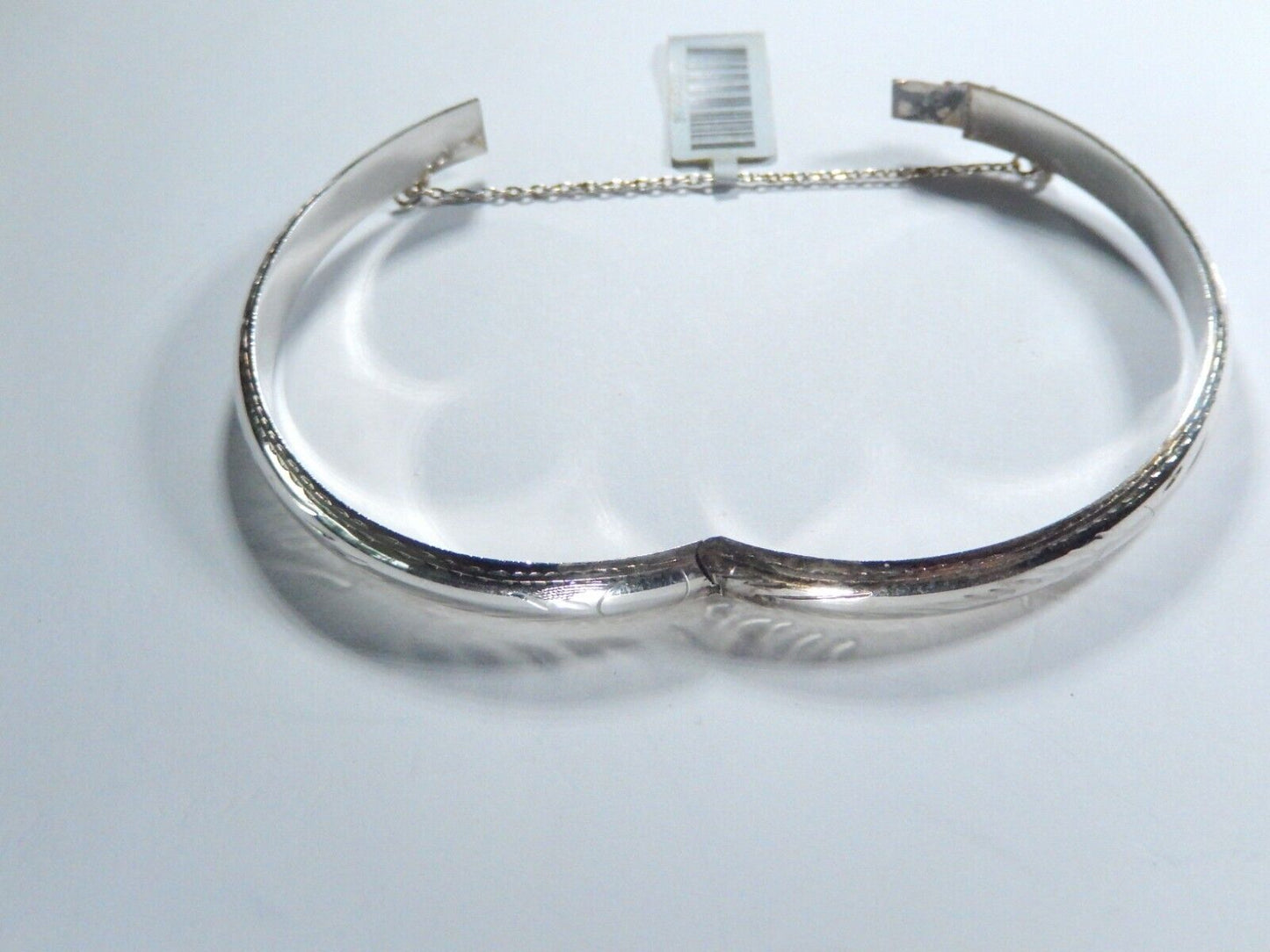 VINTAGE* 925 Etched Sterling Silver Hinged Bangle Bracelet w/ safety chain