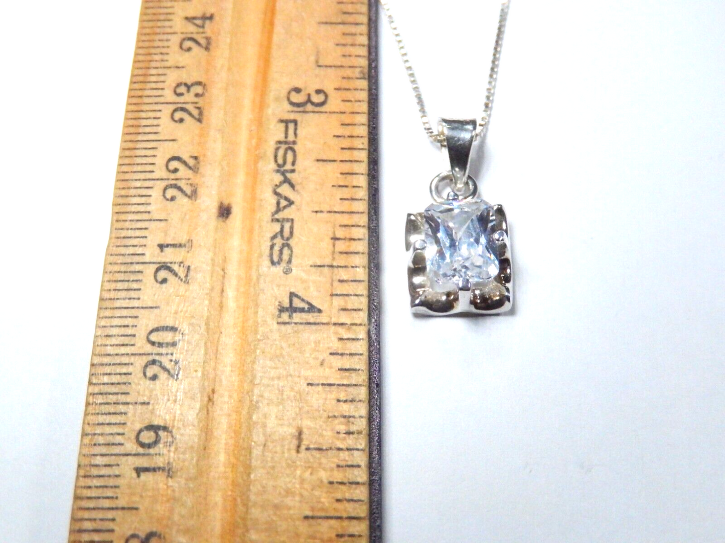 MEXICO STERLING SILVER 9MM X 7MM EMERALD CUT CZ SOLITAIRE PENDANT w/18" Chain