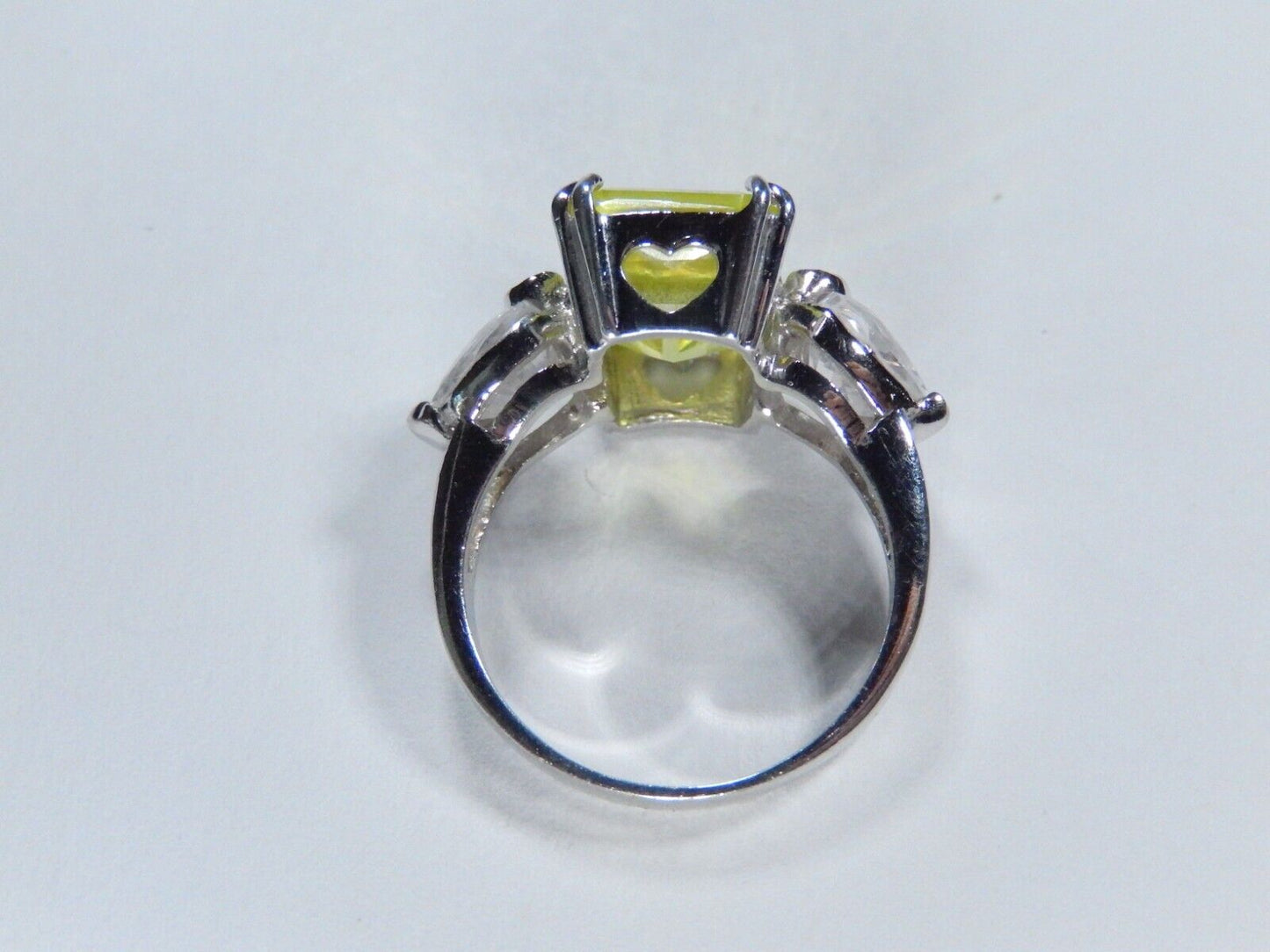 Sterling Silver 5.00 CT Peridot And Cubic Zirconia Statement Ring Sz 8