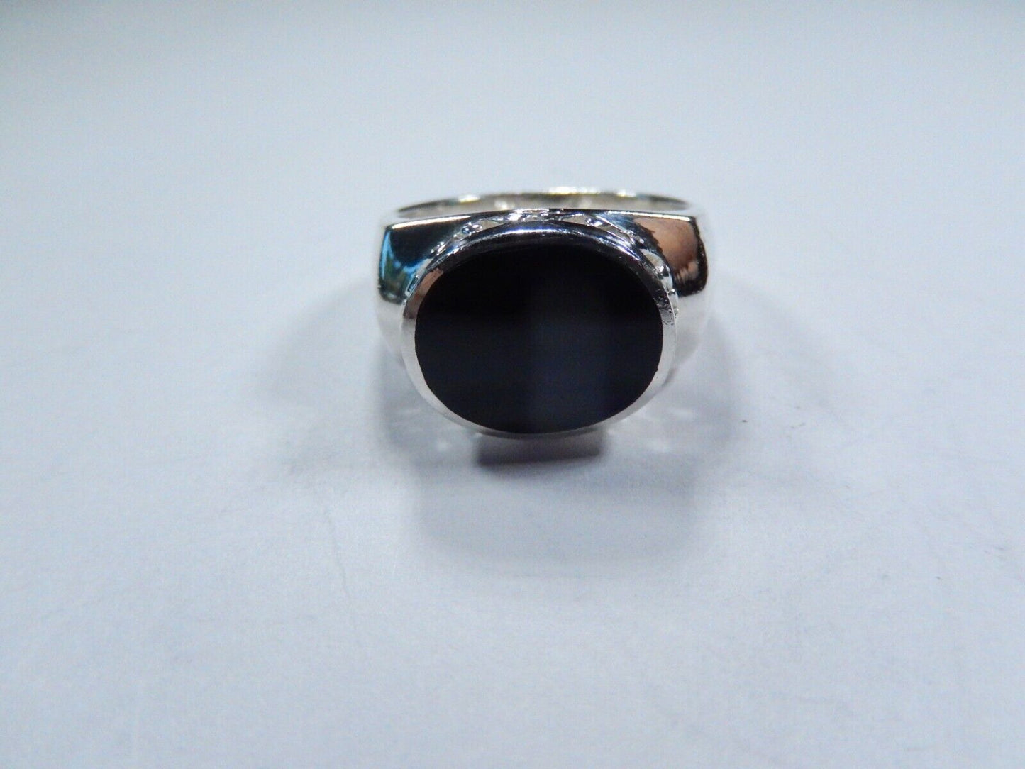*VINTAGE* Men's Sterling Silver Black Onyx Ring Size 9