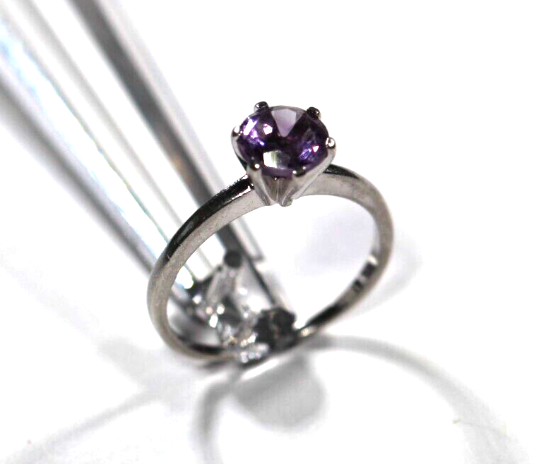 *VINTAGE* Sterling Silver 1.25 CT Round Amethyst Solitaire Ring Size 7.75