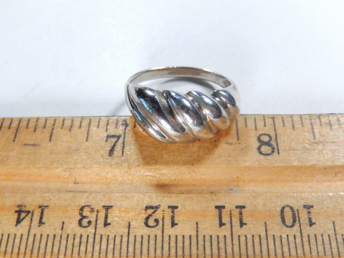 *VINTAGE* Sterling Silver Shrimp Dome Design Ring 925 Size 6.5