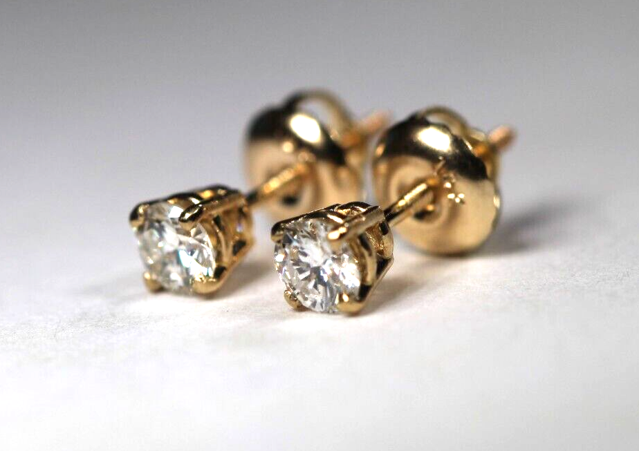 New!! Solid 14KYellow Gold .27 CT TW Natural Diamond SI-1 / I-J Stud Earrings