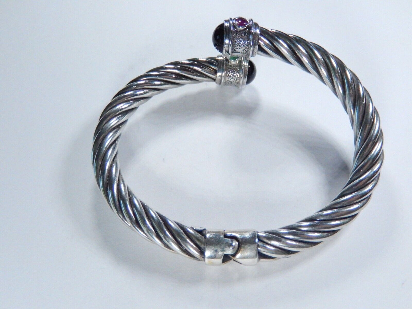 *VINTAGE*  Heavy Sterling Silver Hinged Black Onyx- Twisted Cable Cuff Bracelet