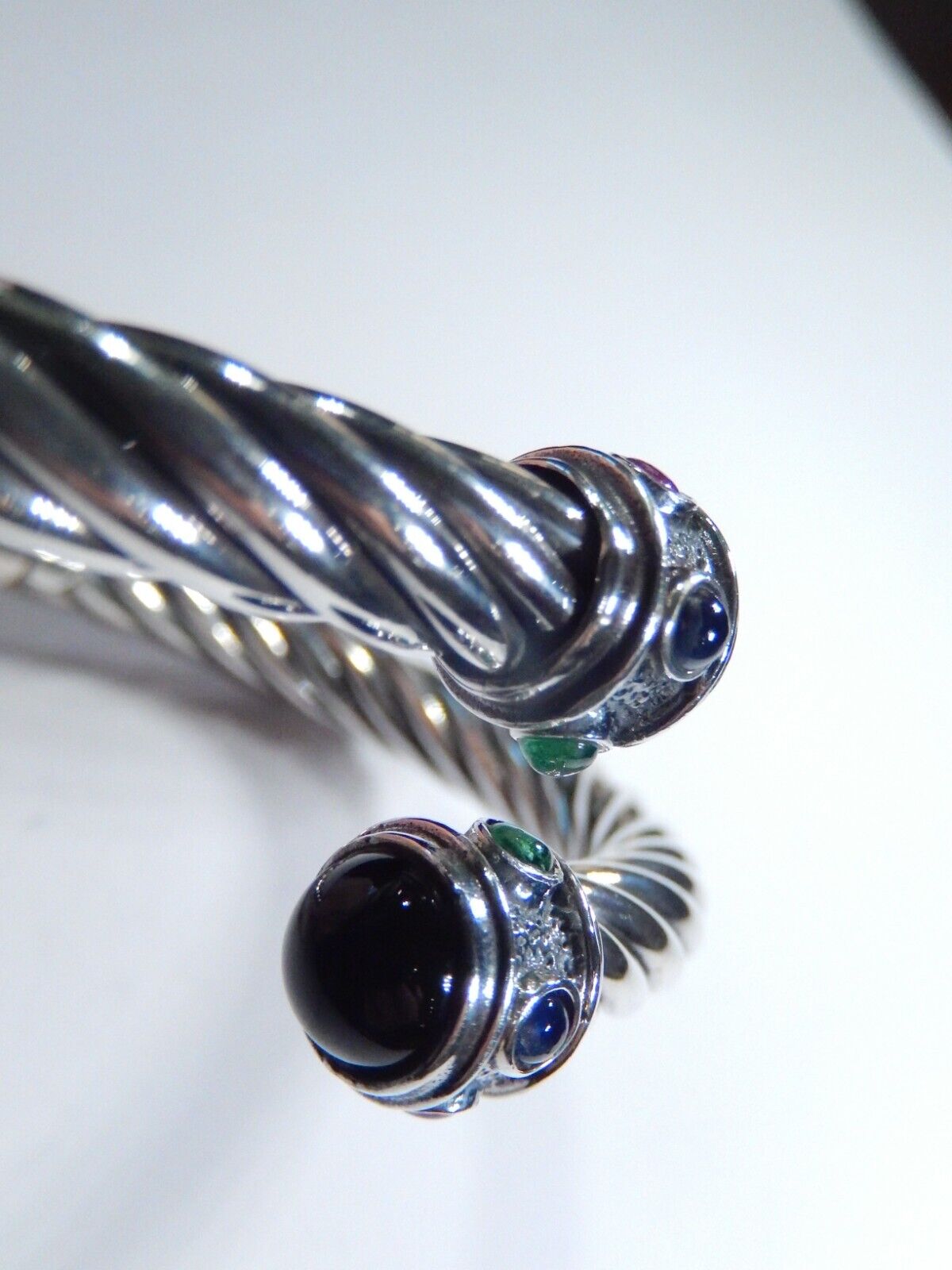 *VINTAGE*  Heavy Sterling Silver Hinged Black Onyx- Twisted Cable Cuff Bracelet