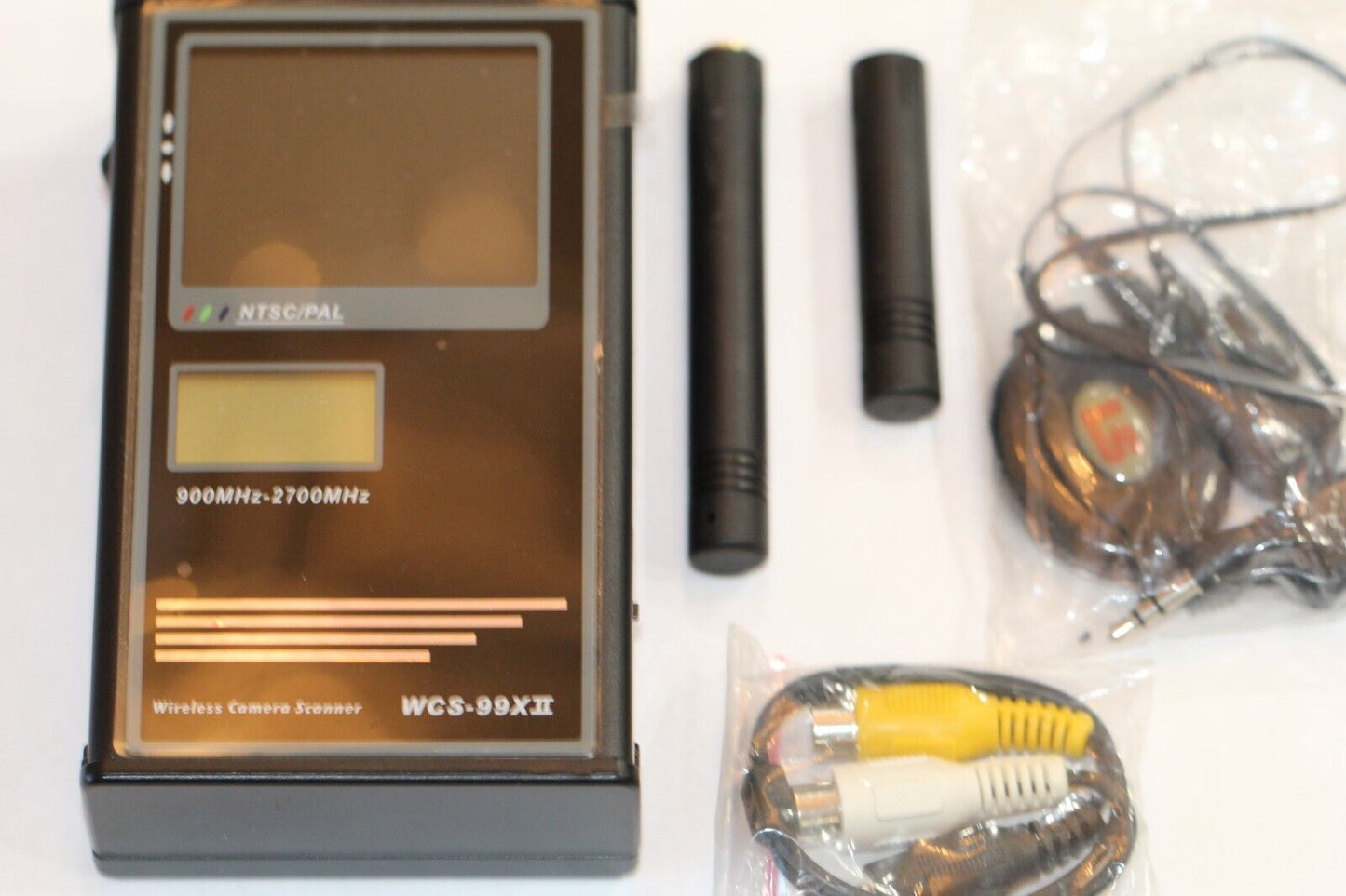 WCS-99XII Wireless Camera Scanner - Detecting Spying Cameras 900MHz-2700MHz