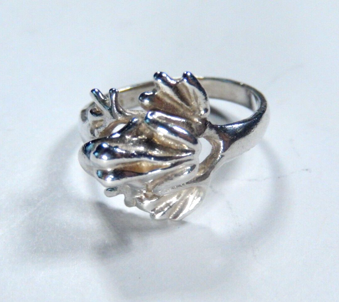 925 Sterling Silver Vintage Lucky Frog Ring Size 5.75