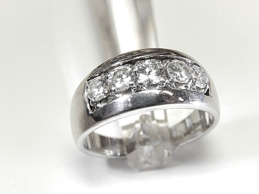 Men's White Gold Natural 5 Diamond Wedding Ring Approx. Size 10.5