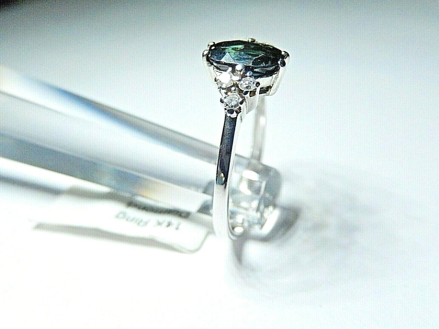 *NWT* 14K White Gold .85CT Natural Oval Sapphire & Diamond Ring Size 6.25