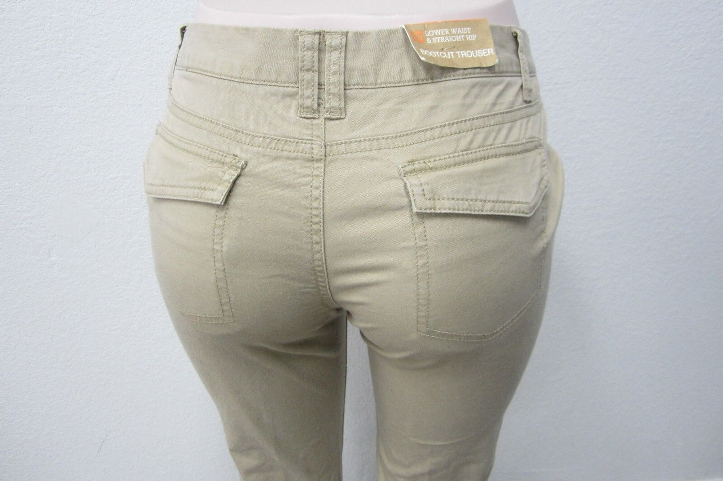 *NWT*  Women's Mossimo Supply Co. Low Rise  Boot Cut Trouser Jeans Size 11 x 32L