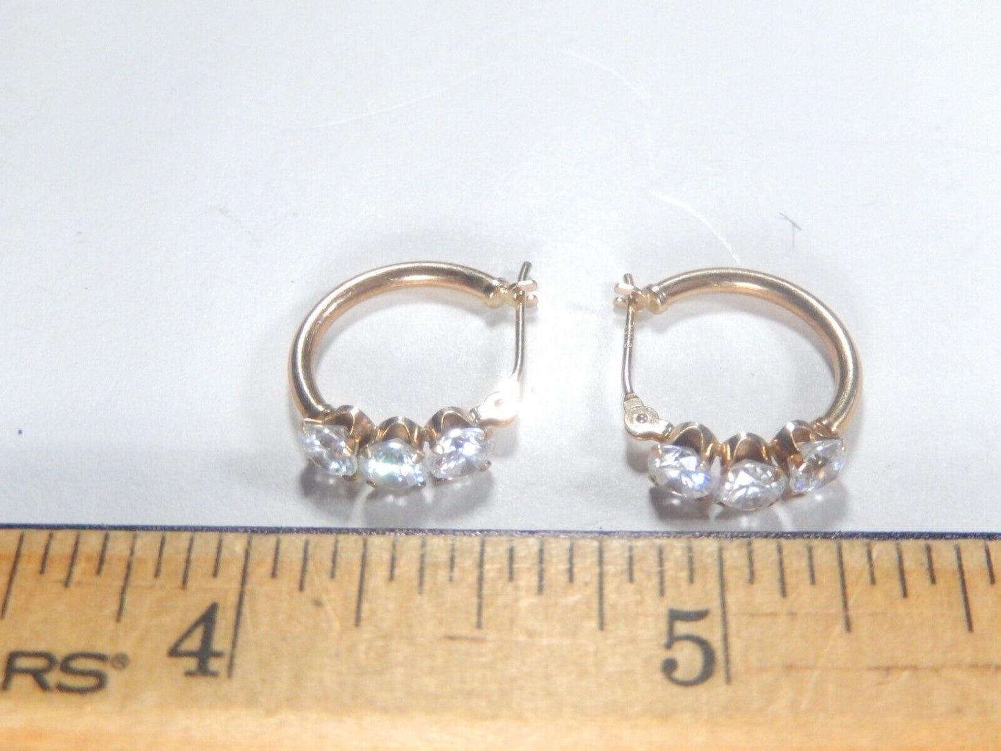 *VINTAGE*  10K Yellow Gold 1.50 CT Cubic Zirconia 17mm  Hoop Earrings