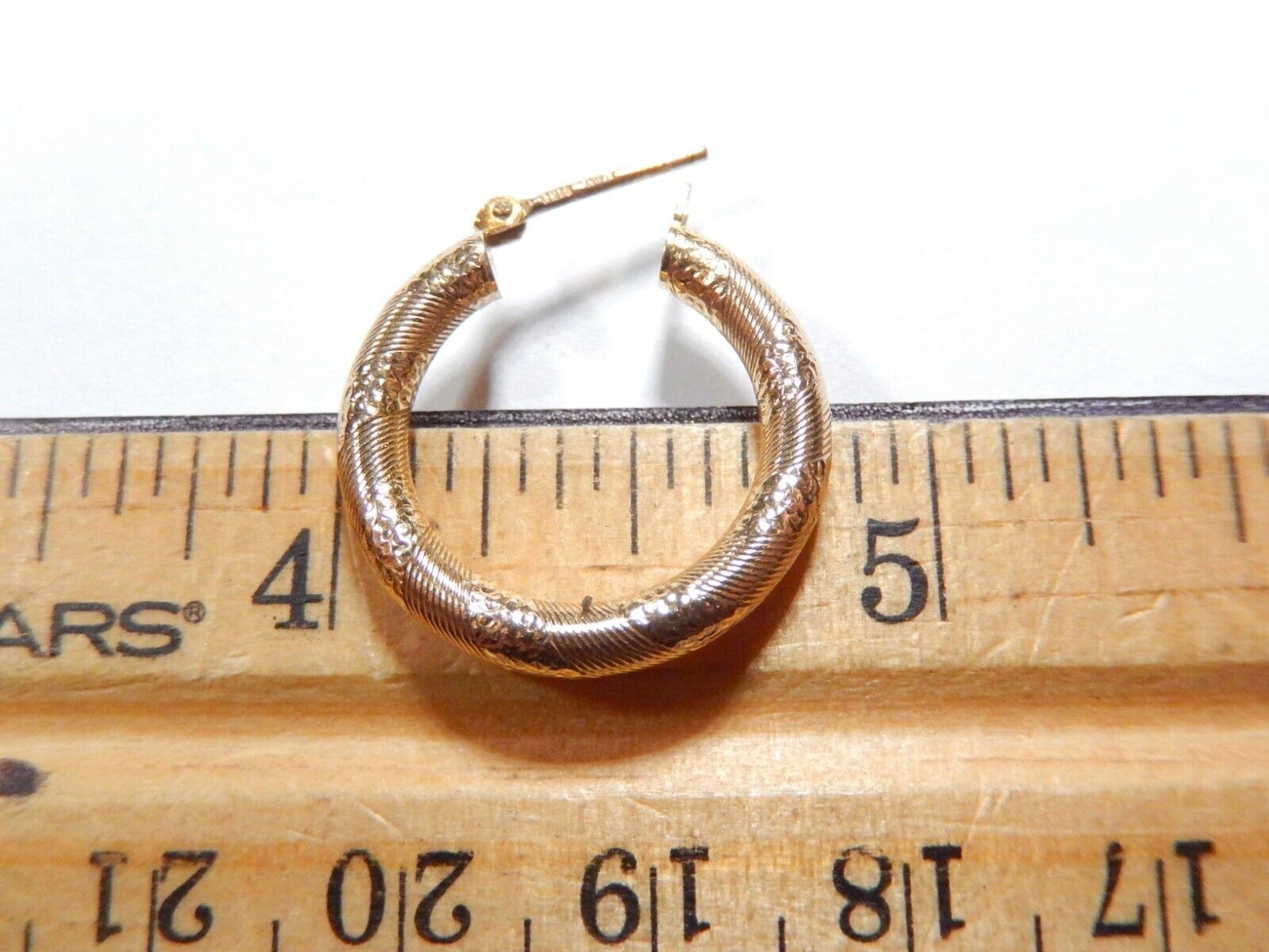 10K Yellow Gold 3.0mm Thick Textured Hoop Earrings 20mm in Diameter