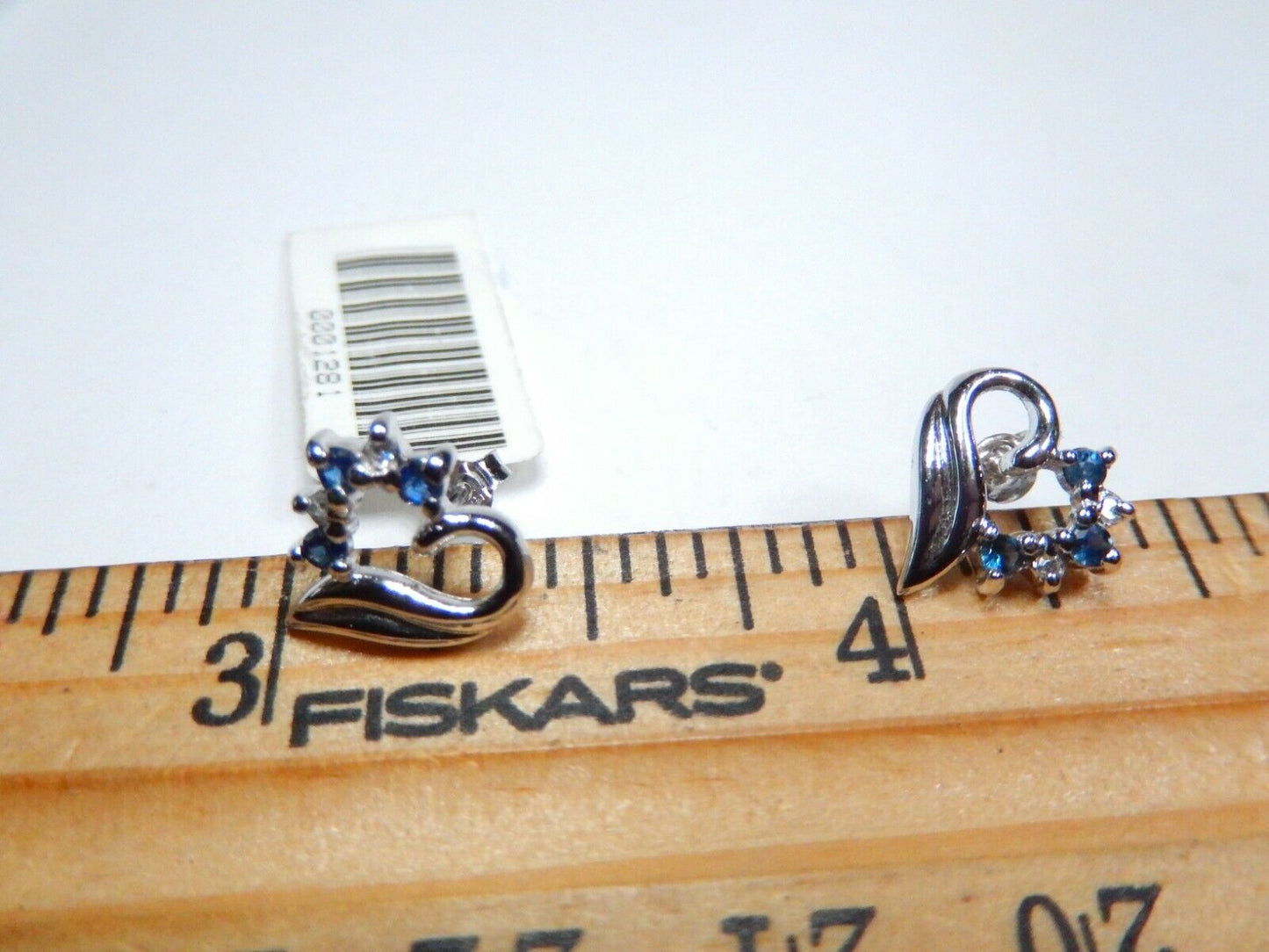 *NWT*  14K White Gold Blue Sapphire & Natural Diamond Heart Earrings