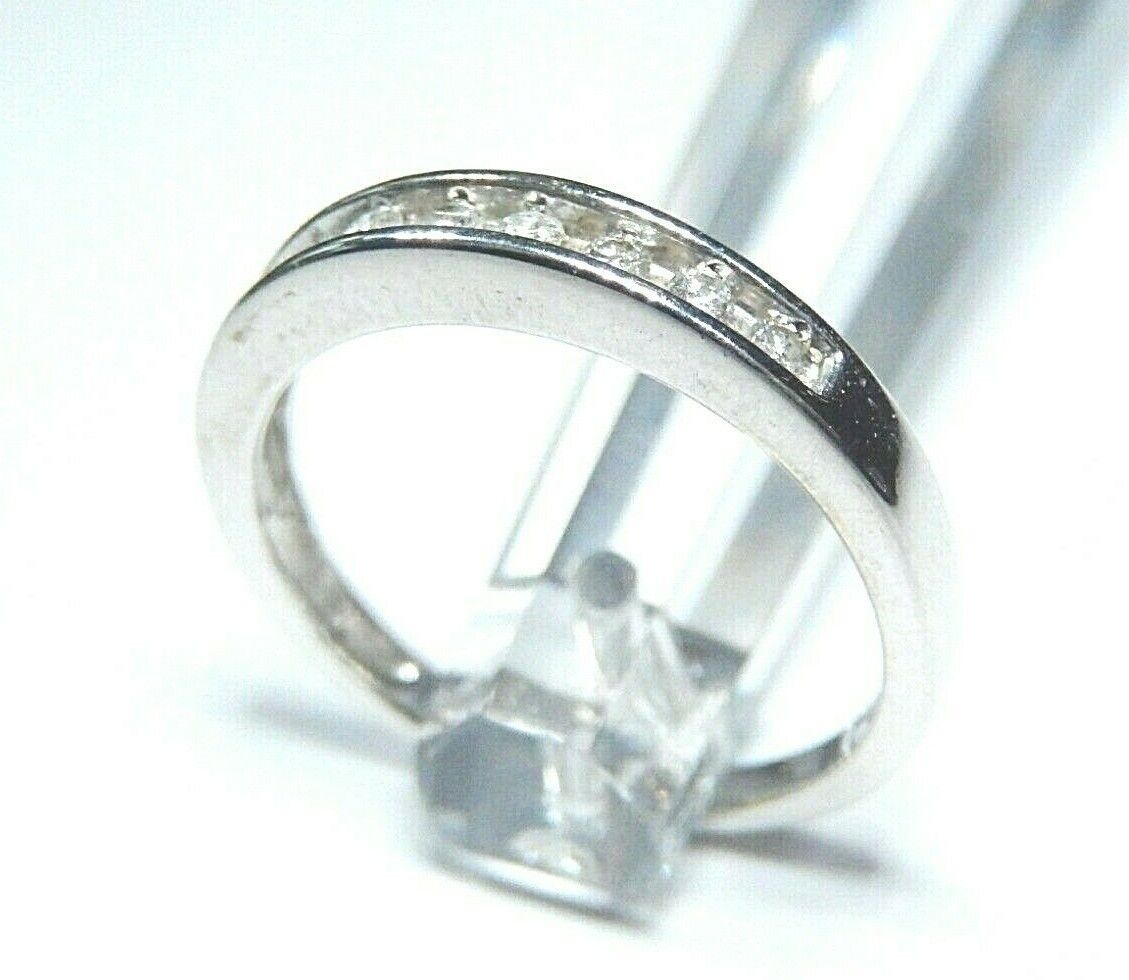14K White Gold  .25ct Natural VS Diamond Wedding Band Ring Size 7.25
