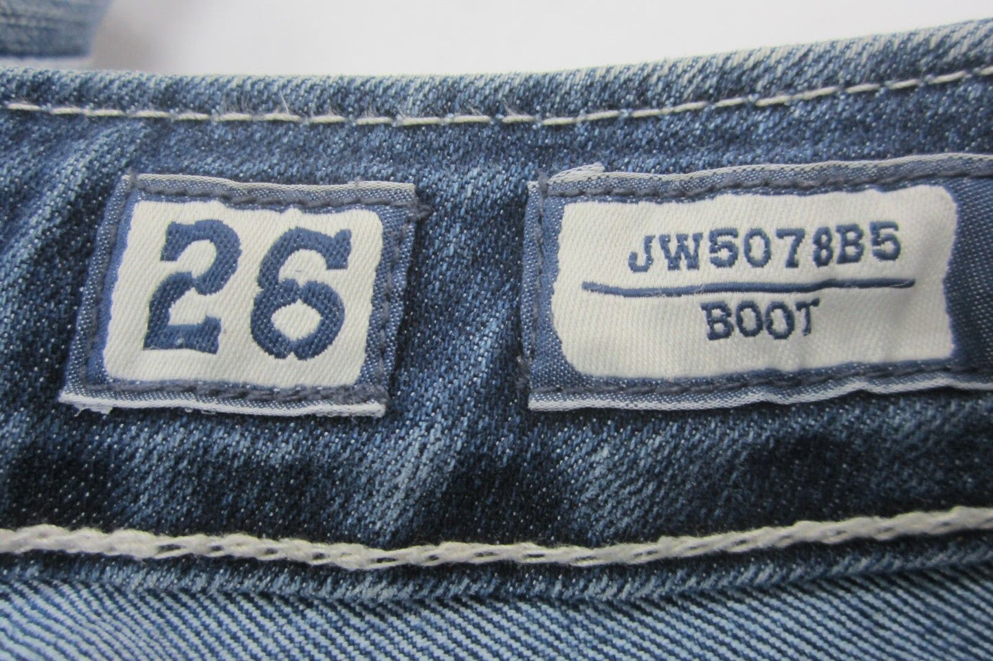 *MINT* MISS ME CUTE Women’s Jeans Gold Stitching  Boot Cut JW5078B5 Sz W26 x L33